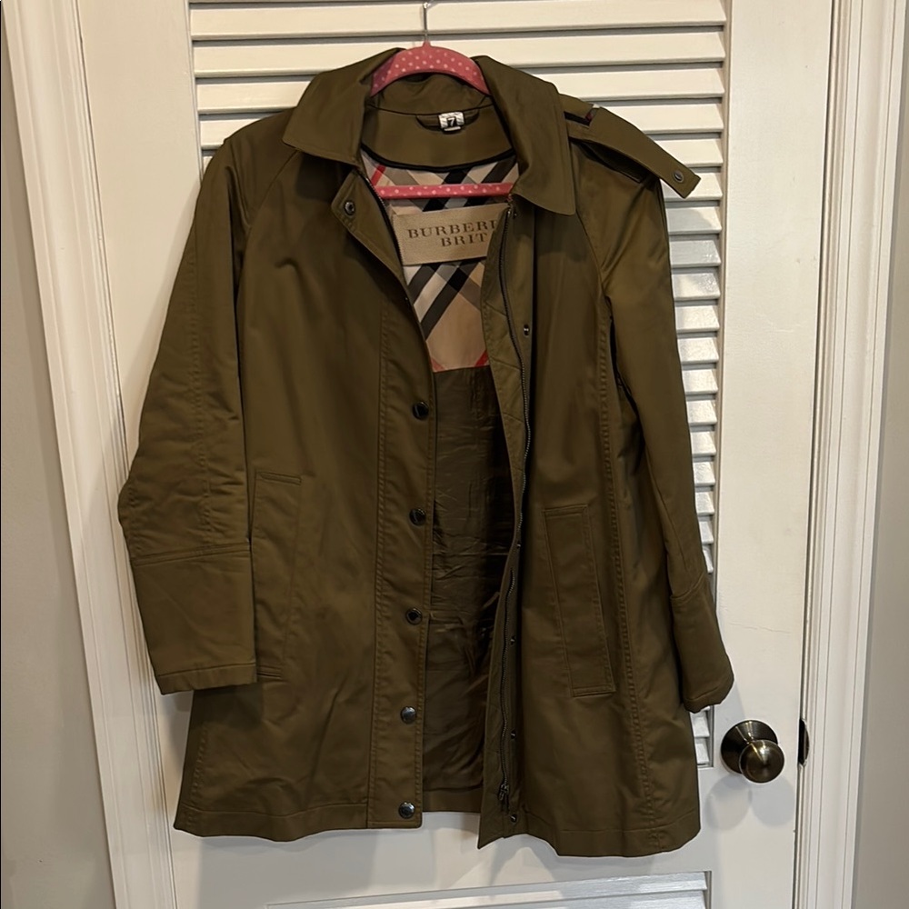 Burberry Women's Olive Jacket Size 6